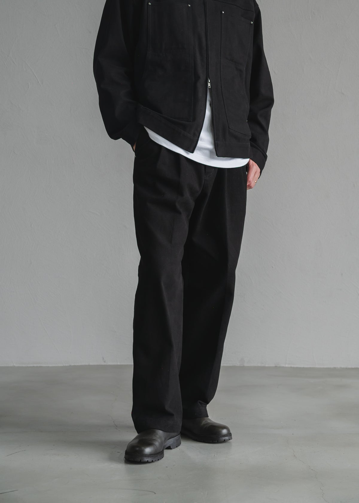 STUD CHINO  2-TUCK WIDE TROUSERS